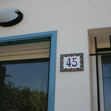 Victoria House Scopello